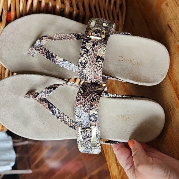 Vionic Jaya Strappy Faux Python Buckle Accent Slide Sandals sz 9 - Picture 6 of 16